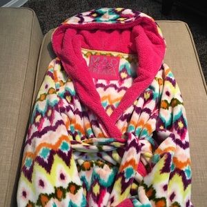 Steve Madden Short Bathrobe